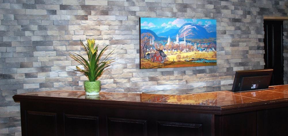 Saint Paul Hotel 3*
